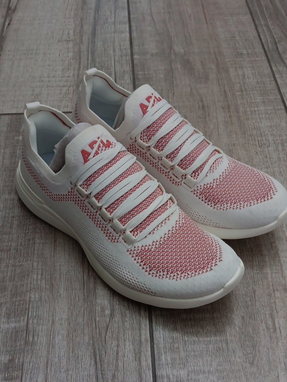 APL..BRAND NEW! TECHLOOM SNEAKERS..SIZE 8...color Is Sort Of A Brick Red/white